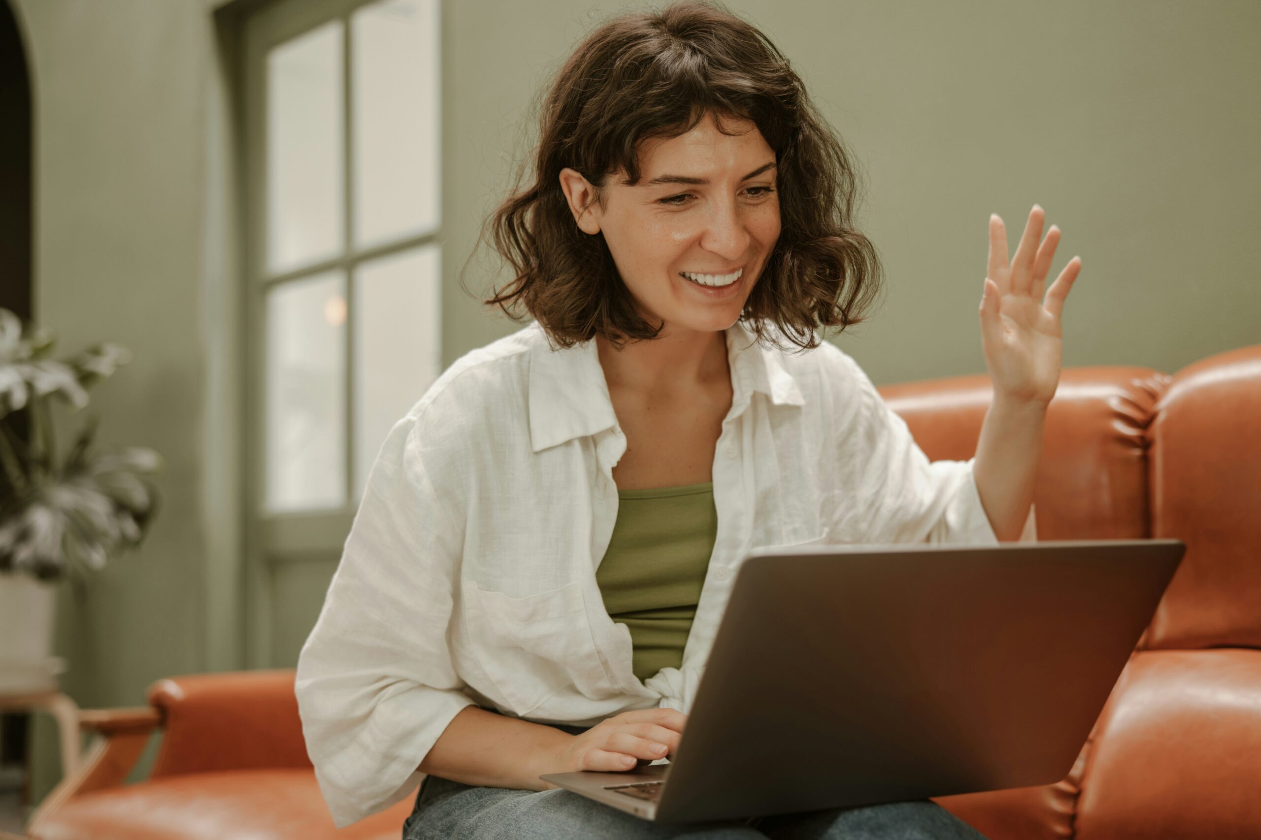 Virtual brain-gut therapy session for IBS and digestive conditions at Sky Therapies
